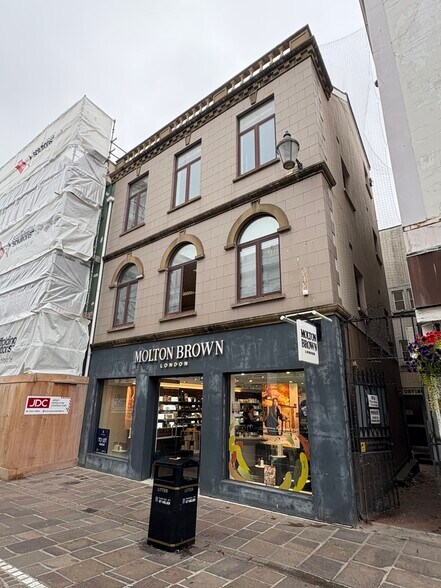 17 Queen St, Jersey à louer - Photo de l’immeuble – Image 2 sur 2