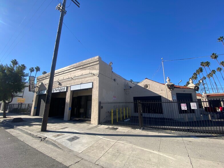 5501-5511 S Vermont Ave, Los Angeles, CA à louer - Photo de l’immeuble – Image 3 sur 10