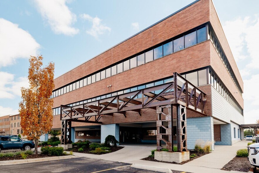 690 3rd St, Beloit, WI à louer - Photo de l’immeuble – Image 3 sur 18