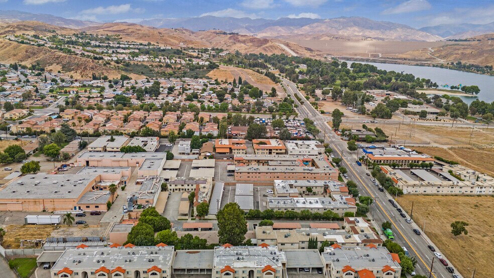 31701 Ridge Route Rd, Castaic, CA à vendre - Aérien – Image 3 sur 8