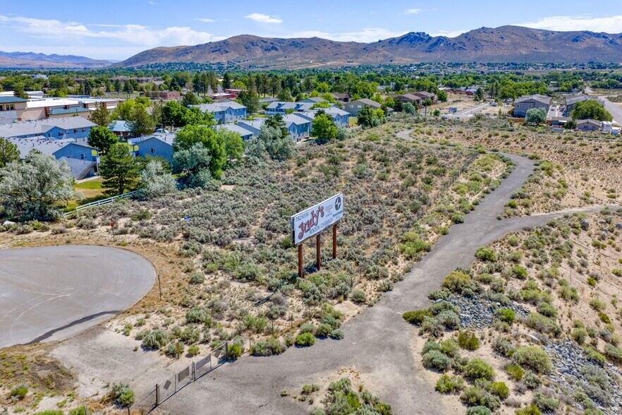 4769 Carson Ter, Carson City, NV à vendre - Photo de l’immeuble – Image 3 sur 21