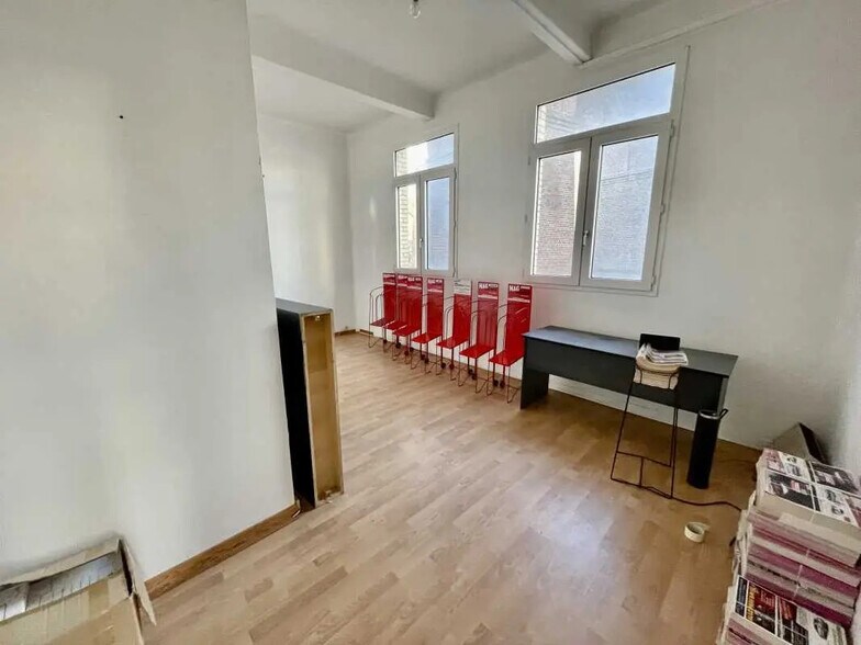 Bureau dans Darnétal à louer - Photo de l’immeuble – Image 2 sur 16