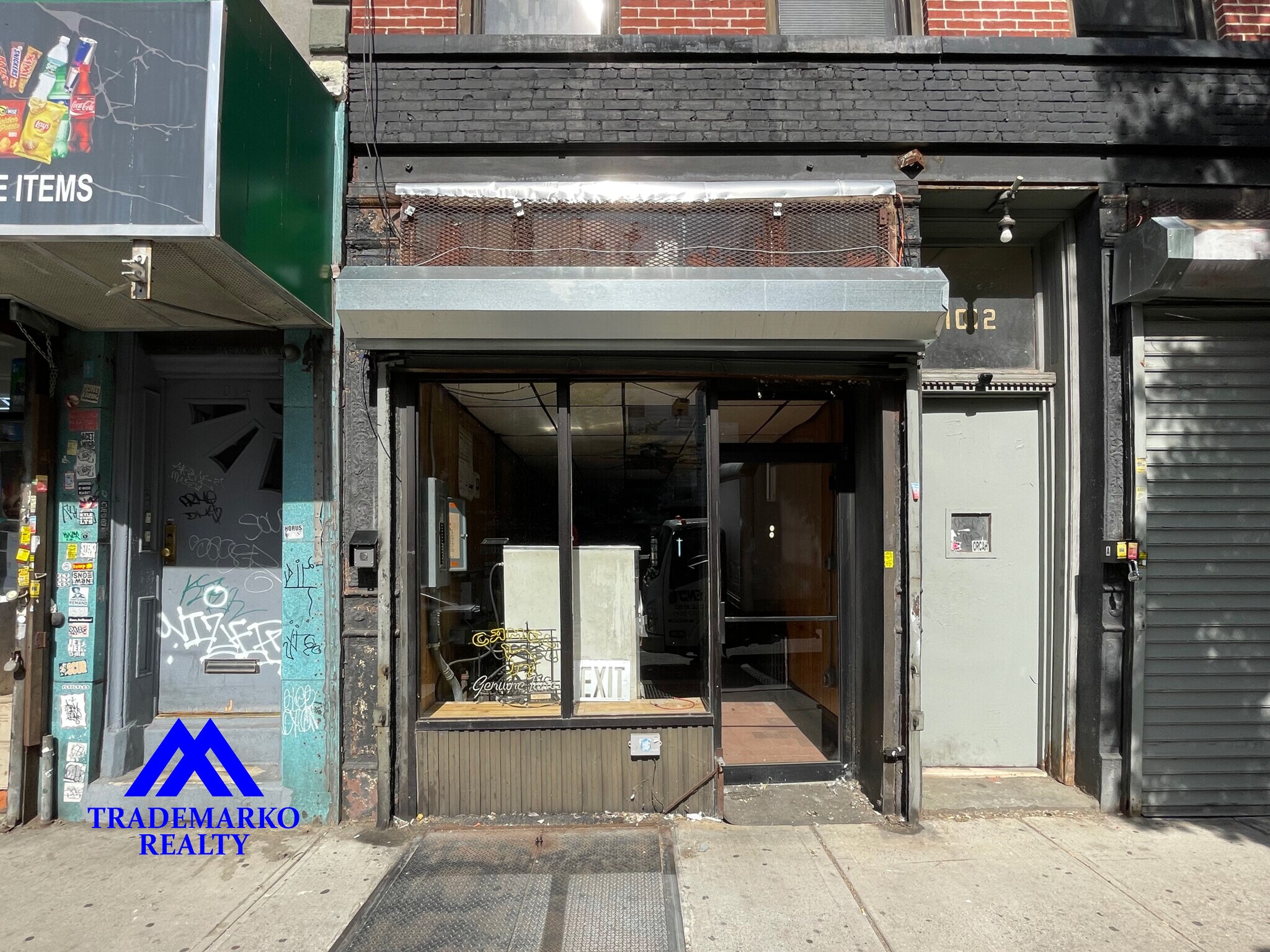 1012 Manhattan Ave, Brooklyn, NY à louer Photo de l’immeuble– Image 1 sur 8