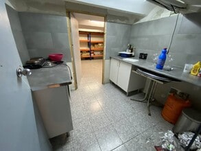 Local commercial dans Barcelone, Barcelona à louer Photo intérieure– Image 2 sur 6