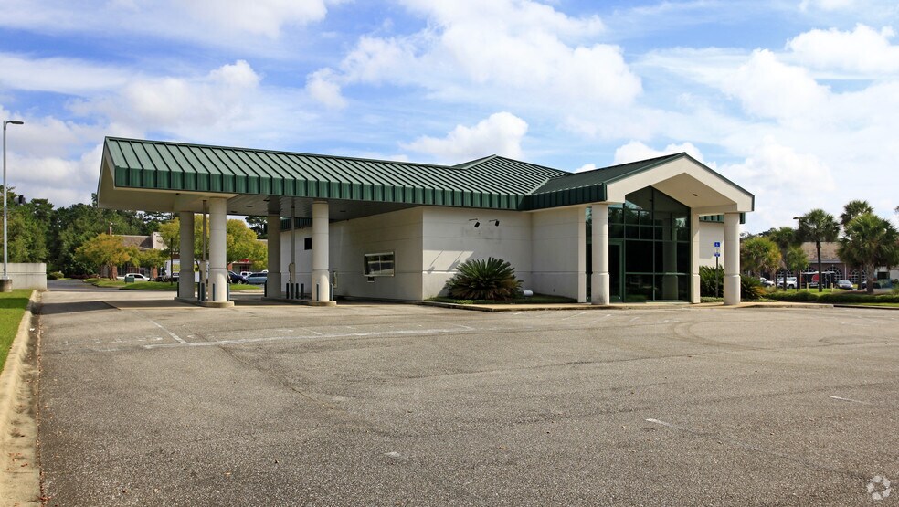 2906 Kerry Forest Pky, Tallahassee, FL à louer - Photo de l’immeuble – Image 2 sur 34