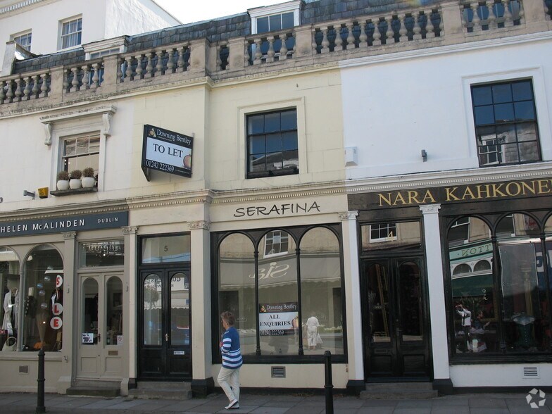 1-6 Montpellier Ave, Cheltenham à louer - Photo de l’immeuble – Image 2 sur 6