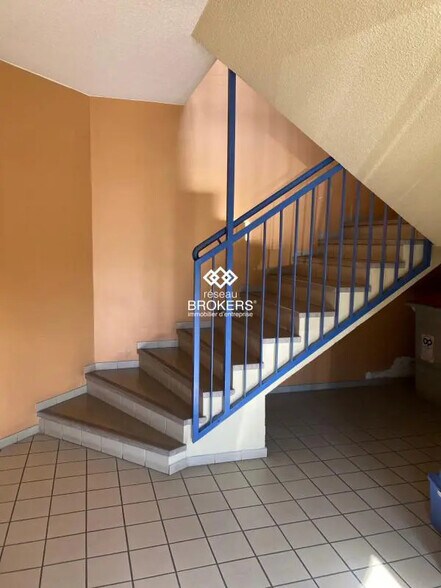 Bureau dans Grenoble à louer - Photo intérieure – Image 2 sur 17