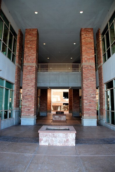 20 N Main St, Saint George, UT à louer - Photo intérieure – Image 3 sur 20