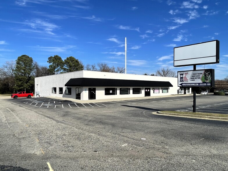3756 Sycamore Dairy Rd, Fayetteville, NC à louer - Photo de l’immeuble – Image 1 sur 13