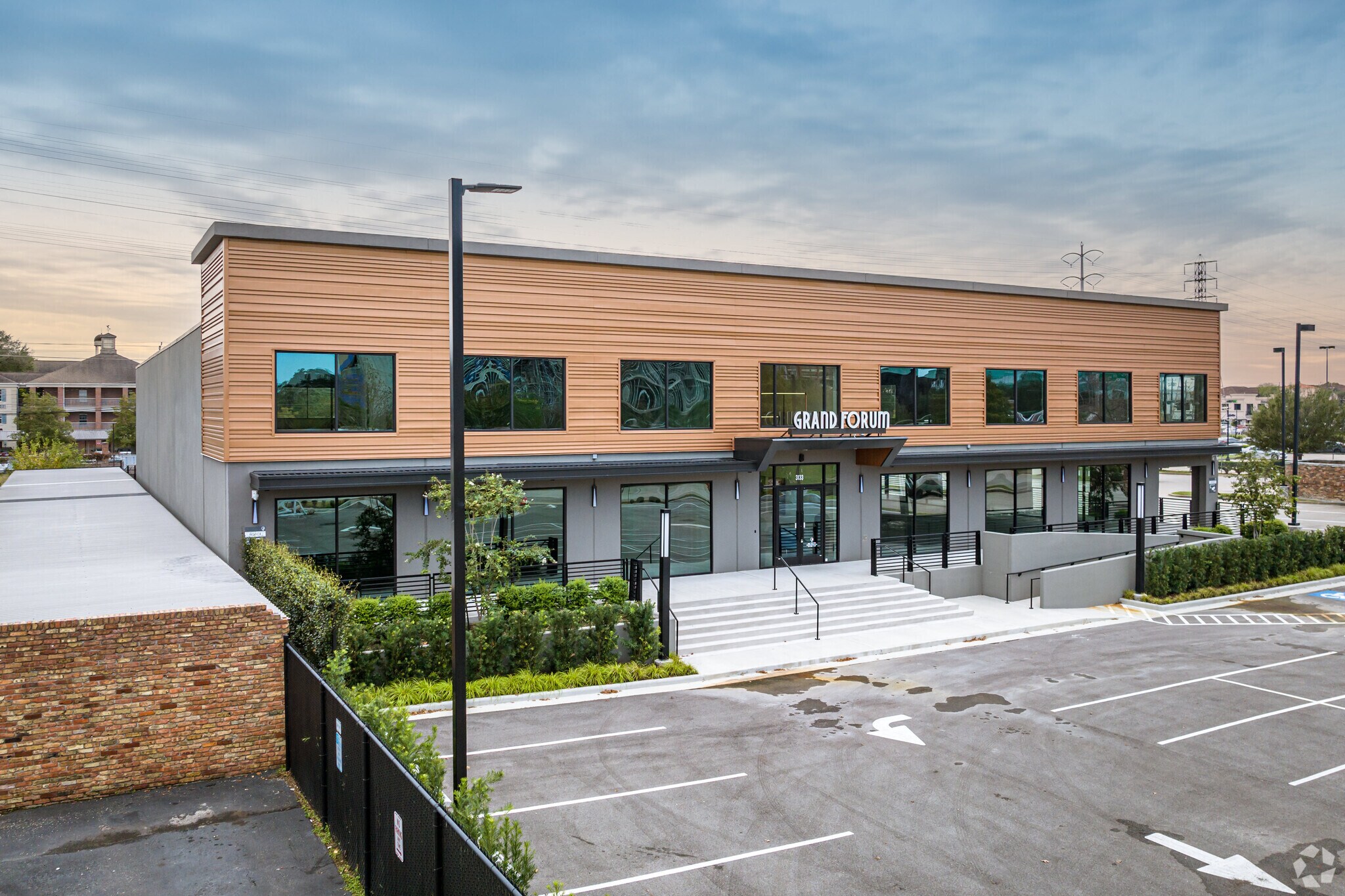 3133 Southwest Fwy, Houston, TX à vendre Photo principale– Image 1 sur 5