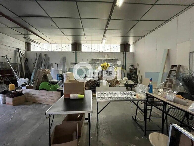 Industriel/Logistique dans Mansac à louer - Photo de l’immeuble – Image 2 sur 6