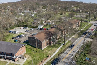 7300-7310 Southside Dr, Louisville, KY - Vue aérienne  vue de carte - Image1