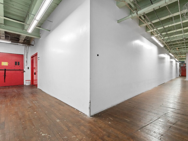 165-167 Bow St, Everett, MA à louer - Photo intérieure – Image 3 sur 7