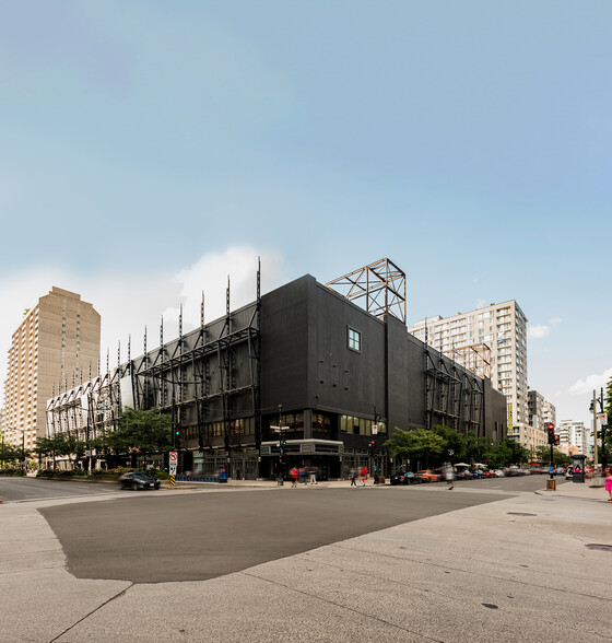 2301-2327 Rue Sainte-Catherine O, Montréal, QC à louer - Photo de l’immeuble – Image 1 sur 2