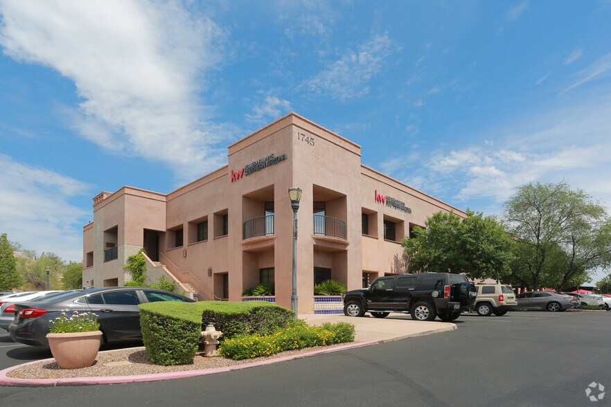 1825 E River Rd, Tucson, AZ à louer - Photo principale – Image 3 sur 11
