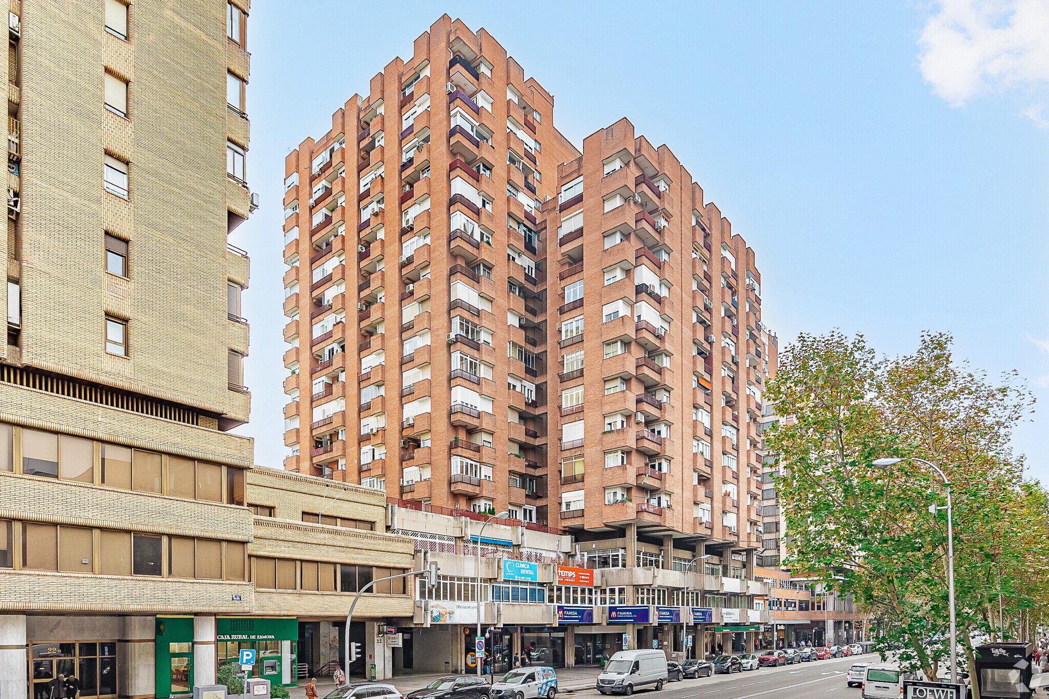 Calle de Orense, 18-20, Madrid, Madrid à vendre Photo principale– Image 1 sur 4