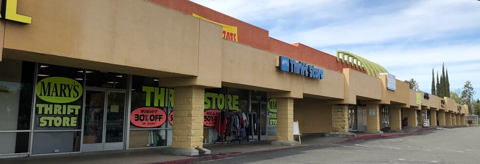 7919-7981 Auburn Blvd, Citrus Heights, CA à louer - Photo de l’immeuble – Image 3 sur 4