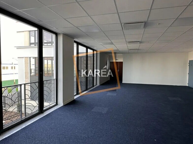 Bureau dans Chessy à louer - Photo intérieure – Image 3 sur 5