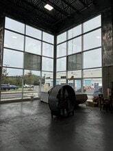 25280 Pleasant Valley Rd, Chantilly, VA à louer Photo de l’immeuble– Image 2 sur 2