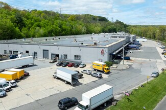 Plus de détails pour 4 Warehouse Ln, Elmsford, NY - Bureau, Industriel/Logistique à louer