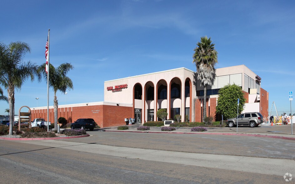 3750 John J Montgomery Dr, San Diego, CA à vendre - Photo principale – Image 1 sur 2