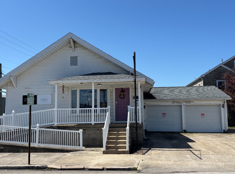 11 N Meridian St, Washington, IN à vendre - Photo principale – Image 1 sur 27