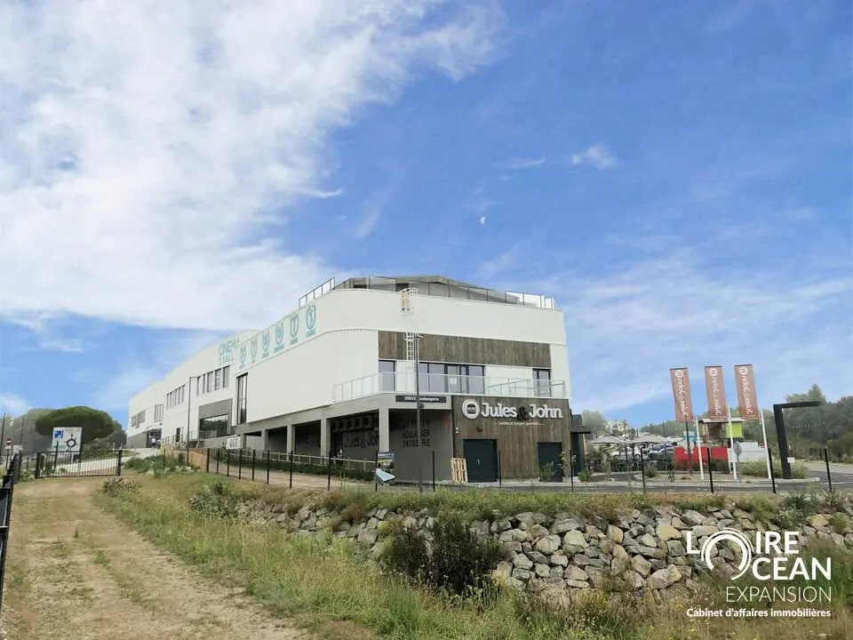 Local commercial dans Pornic à vendre Photo de l’immeuble– Image 1 sur 8