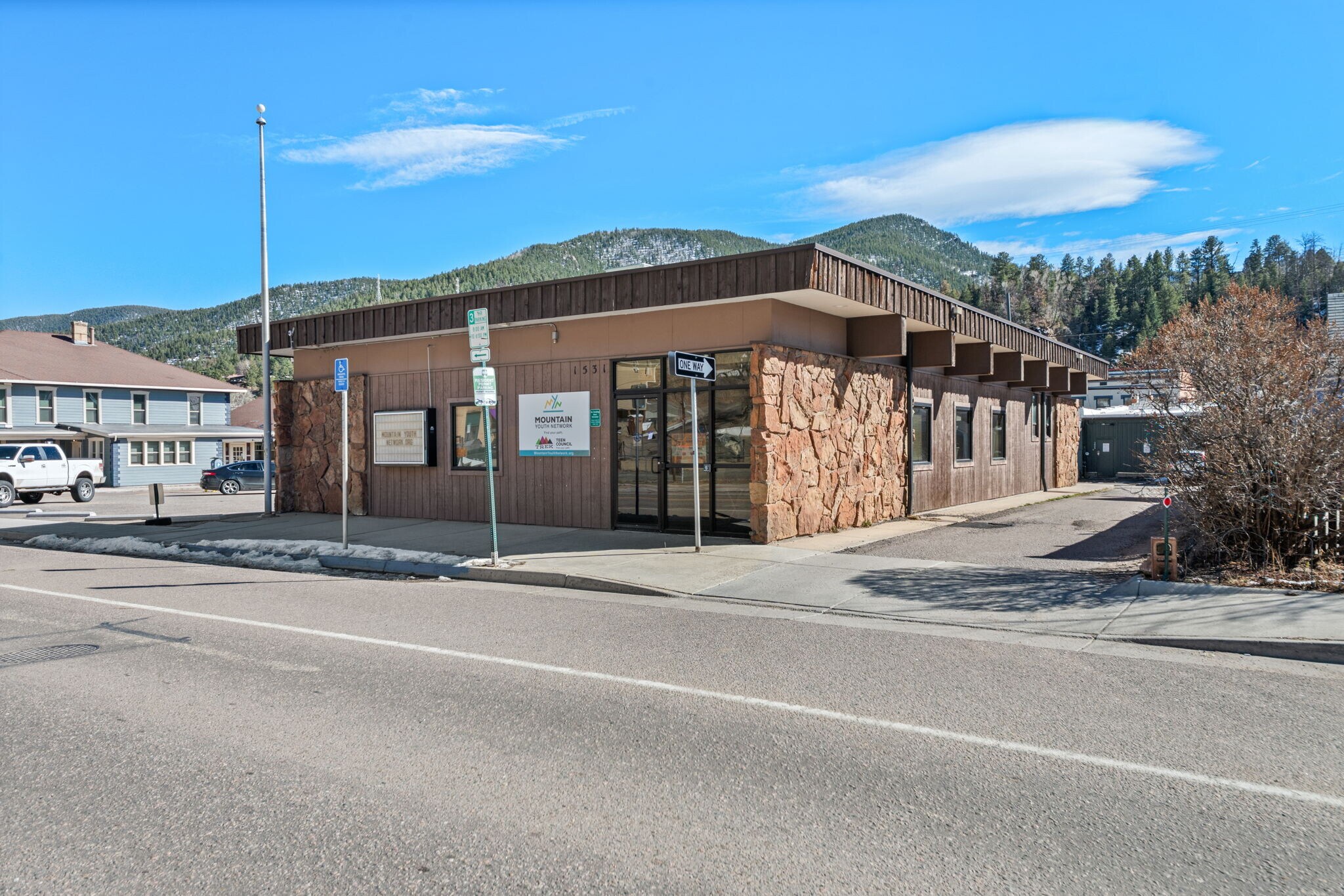 1531 Colorado blvd, Idaho Springs, CO à vendre Photo principale– Image 1 sur 28