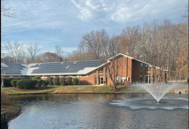 9 Manhattan Sq, Hampton, VA à vendre - Photo de l’immeuble – Image 1 sur 10