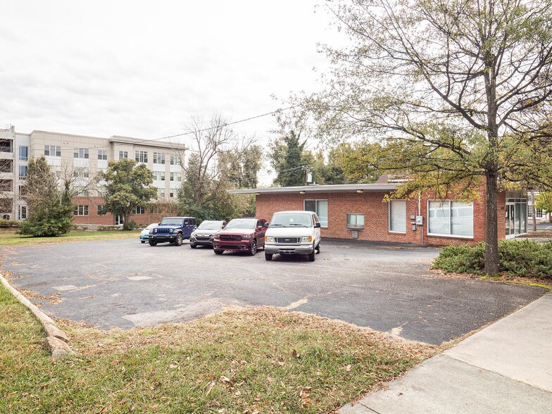 621 William Vickers Ave, Durham, NC à vendre - Photo de l’immeuble – Image 3 sur 13