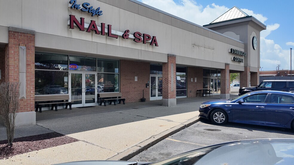 3300 E State St, Sharon, PA à louer - Photo de l’immeuble – Image 3 sur 4