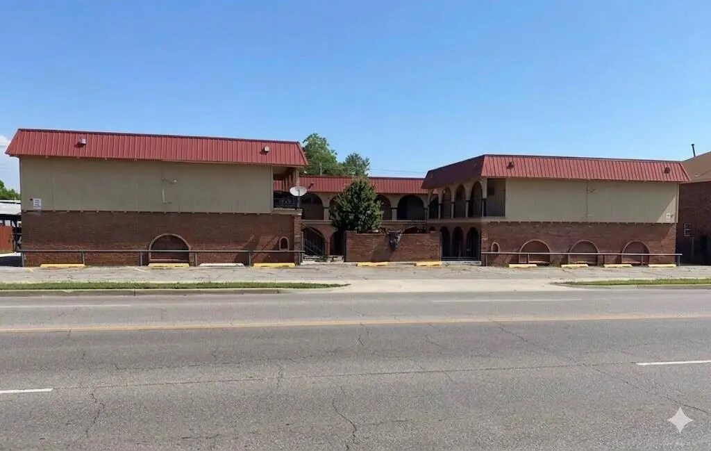 3815 NW 23rd St, Oklahoma City, OK à vendre Photo principale– Image 1 sur 15
