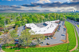 800 Clanton Rd, Charlotte, NC - VUE AÉRIENNE  vue de carte - Image1