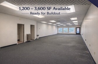 24674-24700 Euclid Ave, Euclid, OH à louer Photo intérieure– Image 1 sur 1