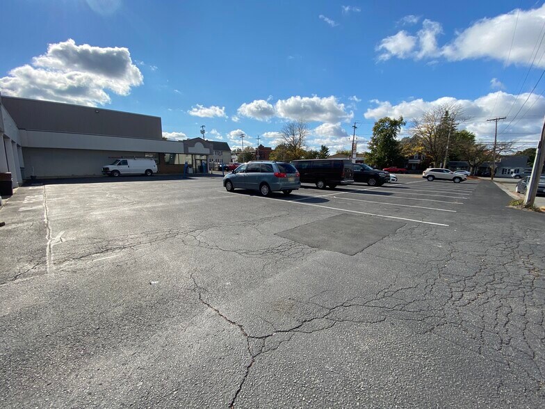 539-541 Pawling Ave, Troy, NY à louer - Photo de l’immeuble – Image 3 sur 9