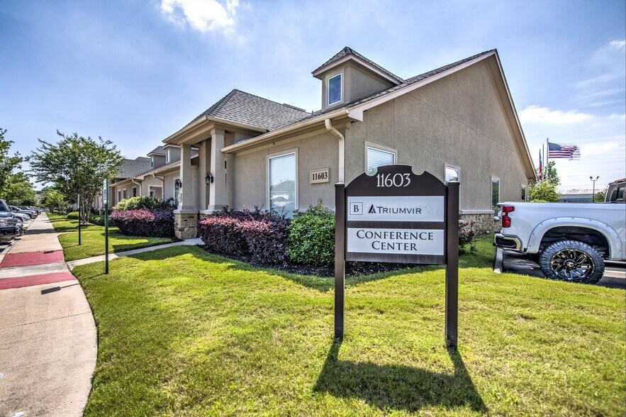 11601 Spring Cypress Rd, Tomball, TX à vendre - Photo de l’immeuble – Image 1 sur 61