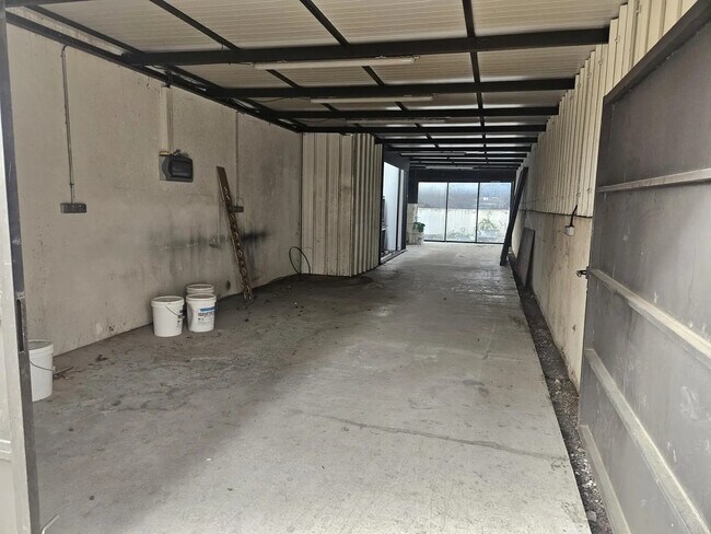 Plus de détails pour Industriel/Logistique à louer