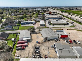 Plus de détails pour 115 Cinnamon Dr, Katy, TX - Local d’activités à vendre