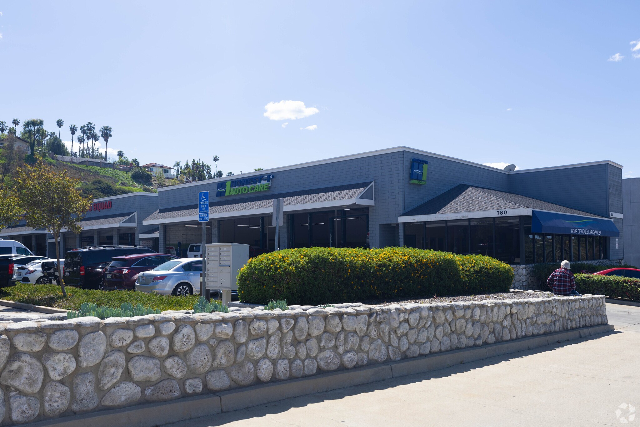 780 N Diamond Bar Blvd, Diamond Bar, CA à louer Photo principale– Image 1 sur 12