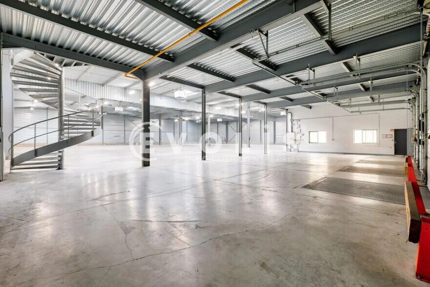 Local d’activités dans Villeparisis à louer - Photo intérieure – Image 3 sur 6