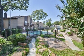 Plus de détails pour WoodForest Condos – Local d'activités à vendre, Houston, TX