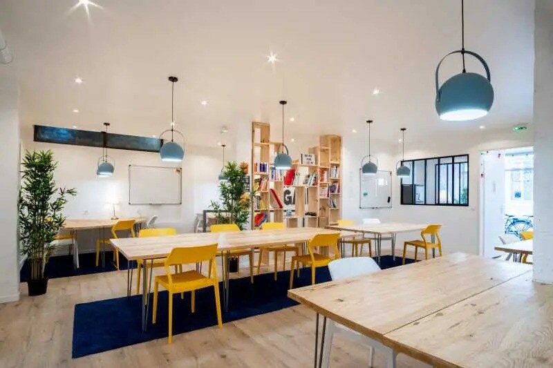 Bureau dans Bordeaux à vendre - Photo de l’immeuble – Image 2 sur 9