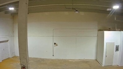 7506-7560 NW 70th St, Miami, FL à louer - Vidéo sur l’annonce professionnelle