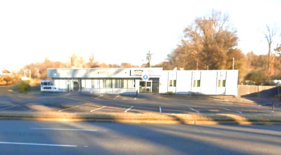 2100 Airways Blvd, Memphis, TN à vendre Photo de l’immeuble– Image 1 sur 8