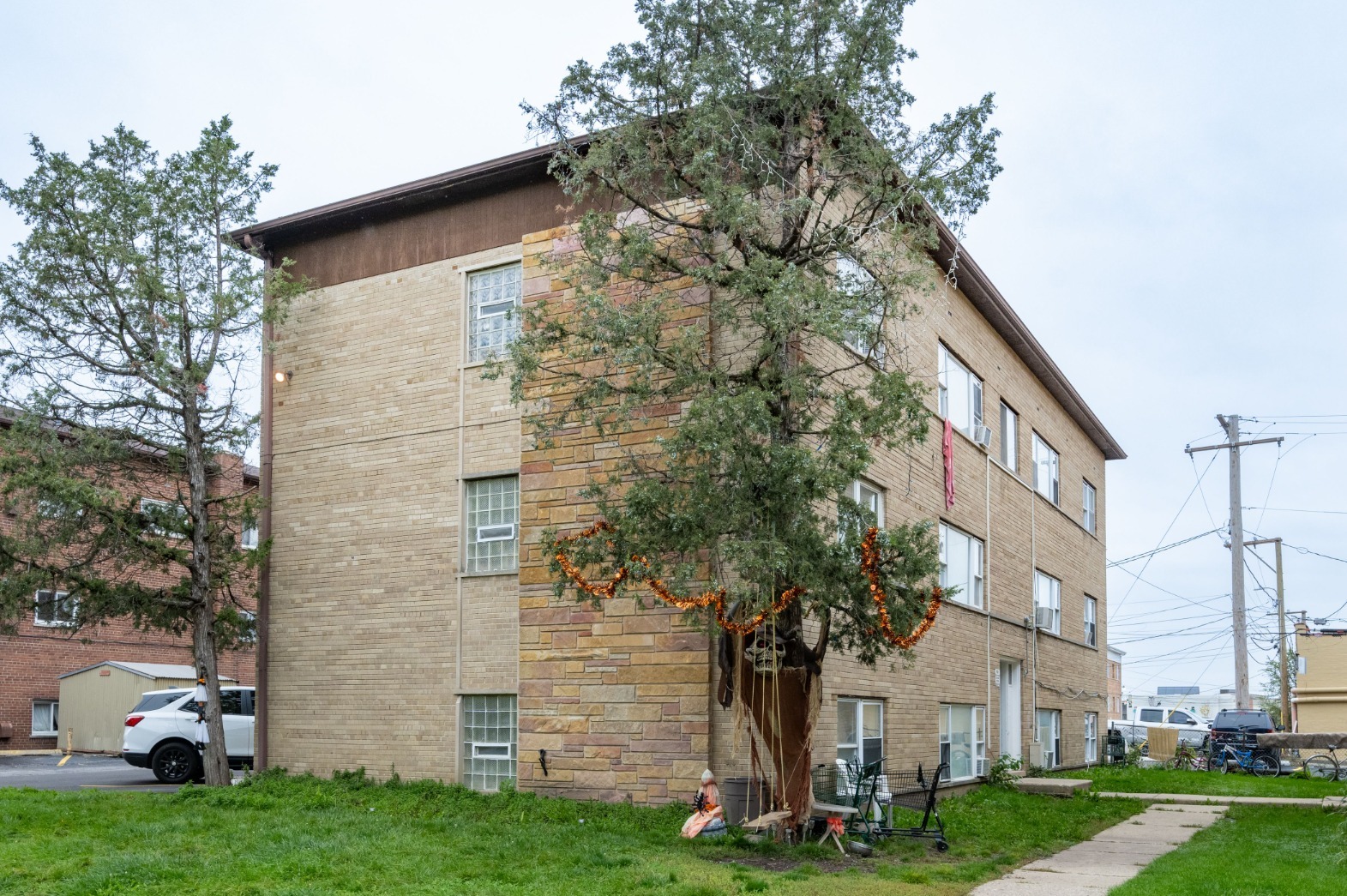 726 W Roy Dr, Villa Park, IL à vendre Photo principale– Image 1 sur 15