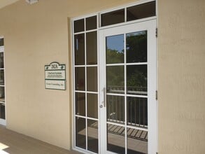 5491 N University Dr, Coral Springs, FL à louer Photo intérieure– Image 2 sur 15