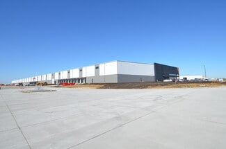 Plus de détails pour 2501 80th Street SW s, Cedar Rapids, IA - Industriel/Logistique à louer