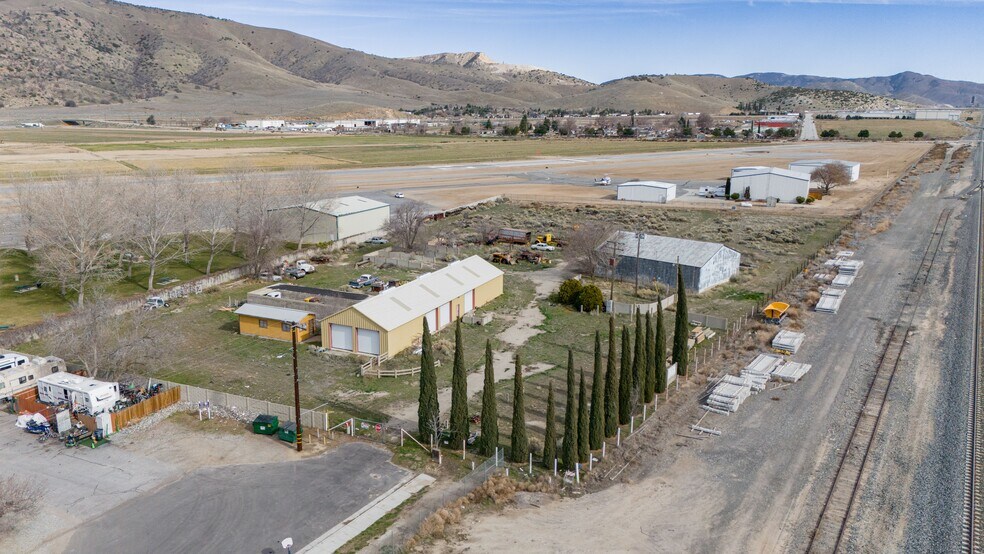 609 E H St, Tehachapi, CA à vendre - Photo de l’immeuble – Image 2 sur 18