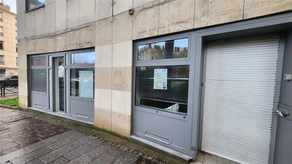 Local commercial dans La Garenne-Colombes à louer - Photo de l’immeuble – Image 1 sur 9