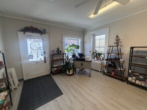 17 W Court St, Doylestown, PA à louer Photo intérieure– Image 2 sur 4